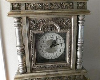 Decorative clock