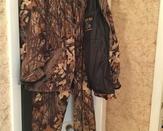 Browning Gore-Tex cammo jacket is medium.  Pants large 