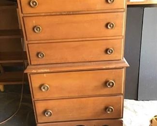 001 Crawford Solid Wood Bedroom Chest