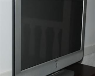 older flat screen television 