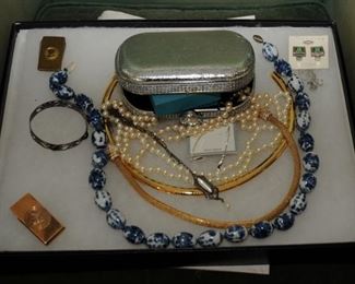 JEWELER