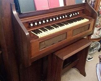 vintage pump organ (electrified)