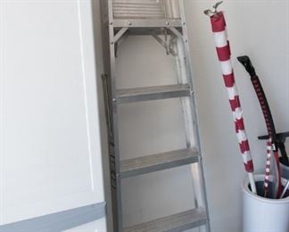 6 Foot Aluminum Ladder