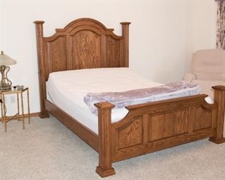Woodleys Queen Oak Poster Bed