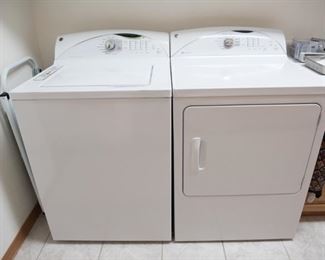  GE Washer and Dryer Set