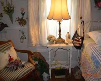 Antique end table
Vintage lamp