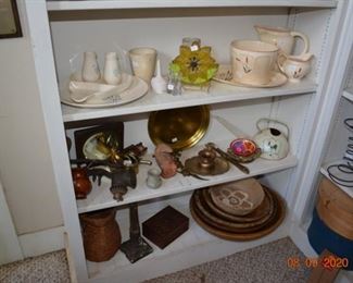 Vintage Hall Pottery
Vintage Franciscan