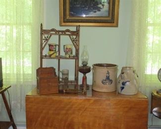 stoneware, Majolica pitchers, kerosene lamp & drop leaf table