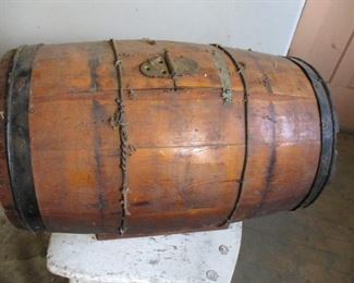 wooden barrel