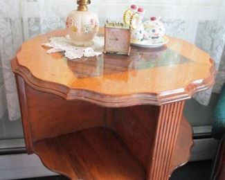 revolving stand