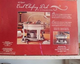 GENTLY USED CHAFING DISH