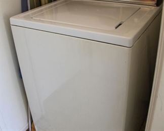 #100 $40.00 Kenmore washing machine as is works but knob sticks 
