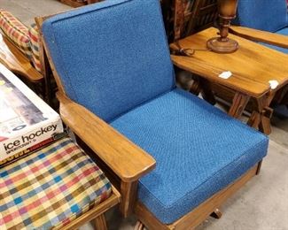 Ranch Oak swivel rocker chair