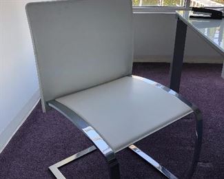 (6) office chairs