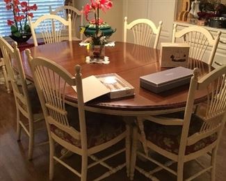 Ethan Allen Country French Table W/1Leaf & Pads, etc.