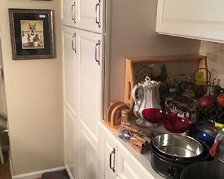 Framed Pictures, Temp-rations, Assorted Kitchen Items