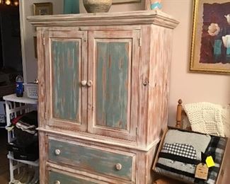Broyhill Chest With Drawers, Ladder Back Chair With Rush Seat
