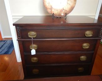 Beautiful 4 drawer traditional Mahogany chest