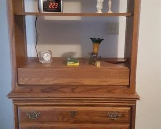 Oak chest/shelf