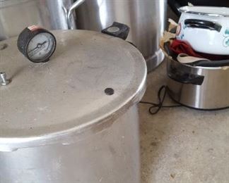 Another large pressure cooker