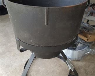 Large cast iron cooker