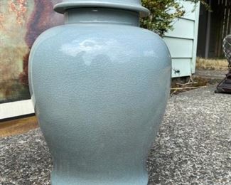 Canister (18" tall)