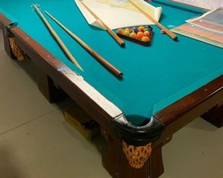 Amazing Brunswick Inlaid Arts and Crafts period 10 Foot Pool Table