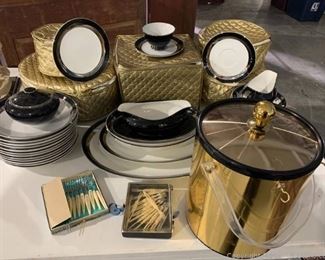 Tradition Gemini China