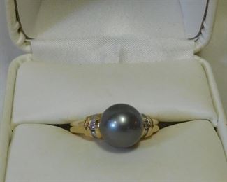 14 k Pearl and Diamond Ring