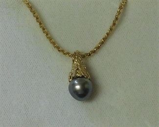 14 k Pearl Necklace