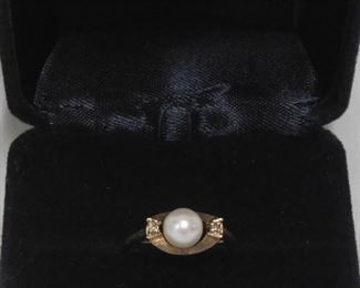 10 k Pearl Ring