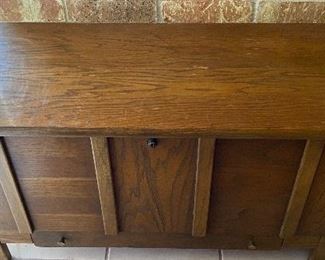 Lane Cedar Chest