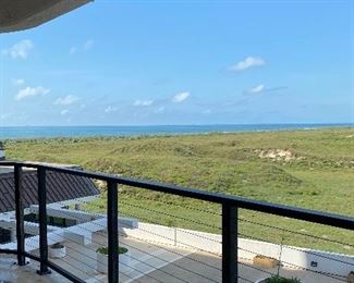 The view as you approach the home.