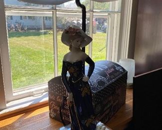 Lady Lamp