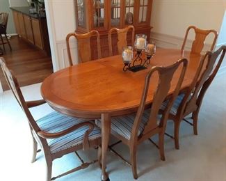Bernhardt Oval Oak table with six chairs and two leaves $200