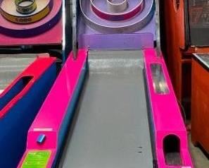 ICE Ball  
10ft  like skeeball