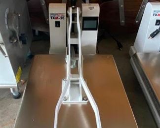 Tortilla Press
Dough Xpress model TXM-20