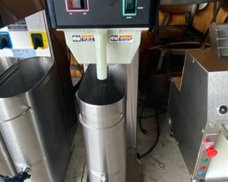 3 gallon ice tea brewer
Bunn Model TB3