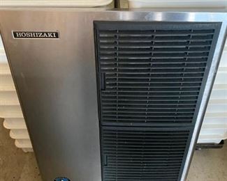 527 lb ice machine
Hoshizaki model KM-515MAH