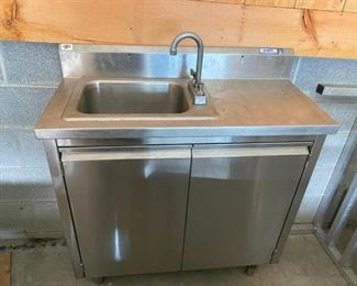 Stainless steel sink cabinet
36x16x41
 
