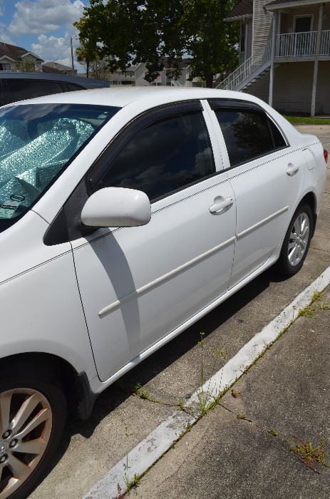 2009 TOYOTA COROLLA LE TRIM PACKAGE LOW MILEAGE 