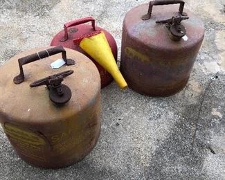 Old metal gas cand