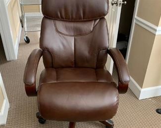 #24	lazyboy brown bonded leather type wood arm executive chair 	 $150.00 
