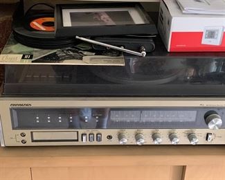 Vintage Stereo Equipment & Turntable