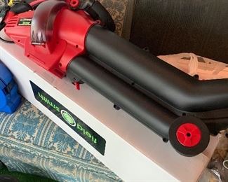 NIB Rolling Leaf Blower