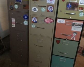 Filing cabinets 2 left