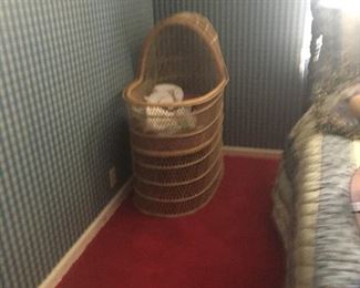 another smaller bassonet