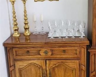 DR Server matches China Cabinet