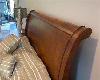 $1800 FIRM NO FURTHER DISCOUNT BOYD FURNITURE SOLID WOOD QUEEN SIZE BEDROOM SET- SEE DESCRIPTION SECTION FOR MEASUREMENTS