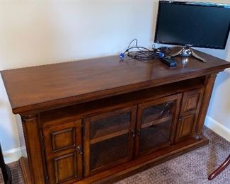 $250 WOOD AND GLASS TV STAND 
60”L x 19.5””D x 30”H